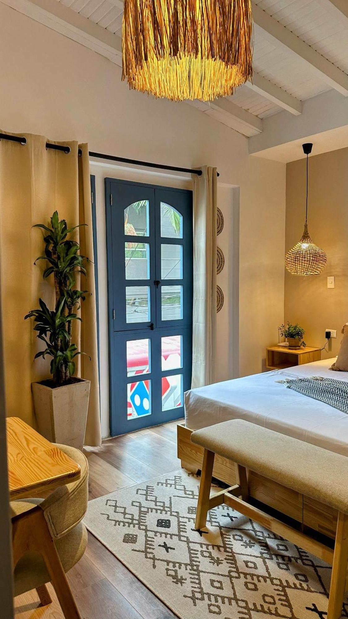 Poblado Luum Boutique Hotel Медельин Экстерьер фото